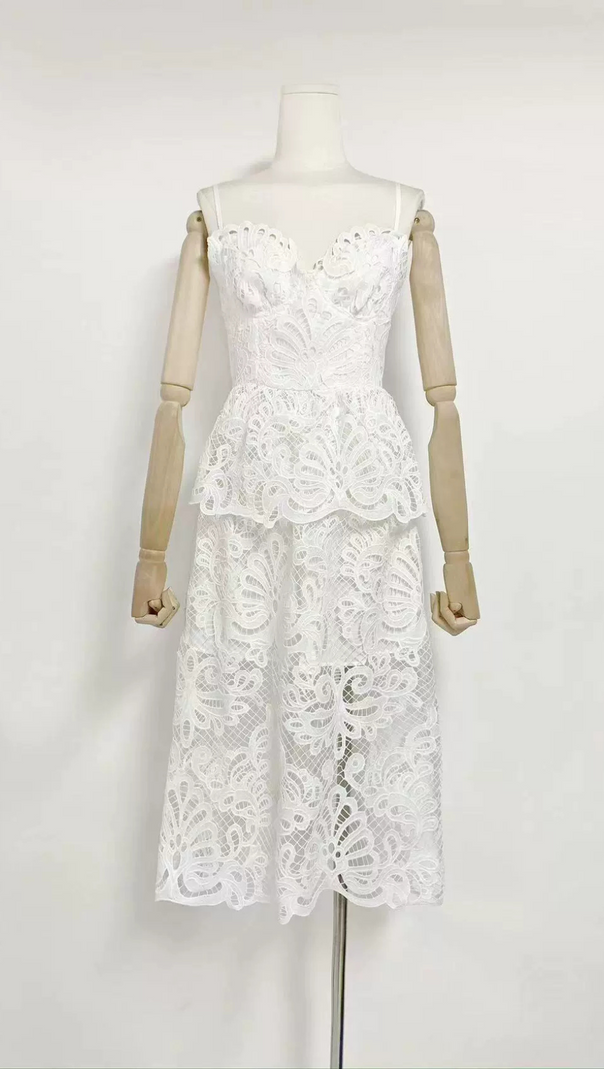 AIIZIE EVELYN CUT OUT LACE LAYERING MIDI DRESS IN WHITE - product image