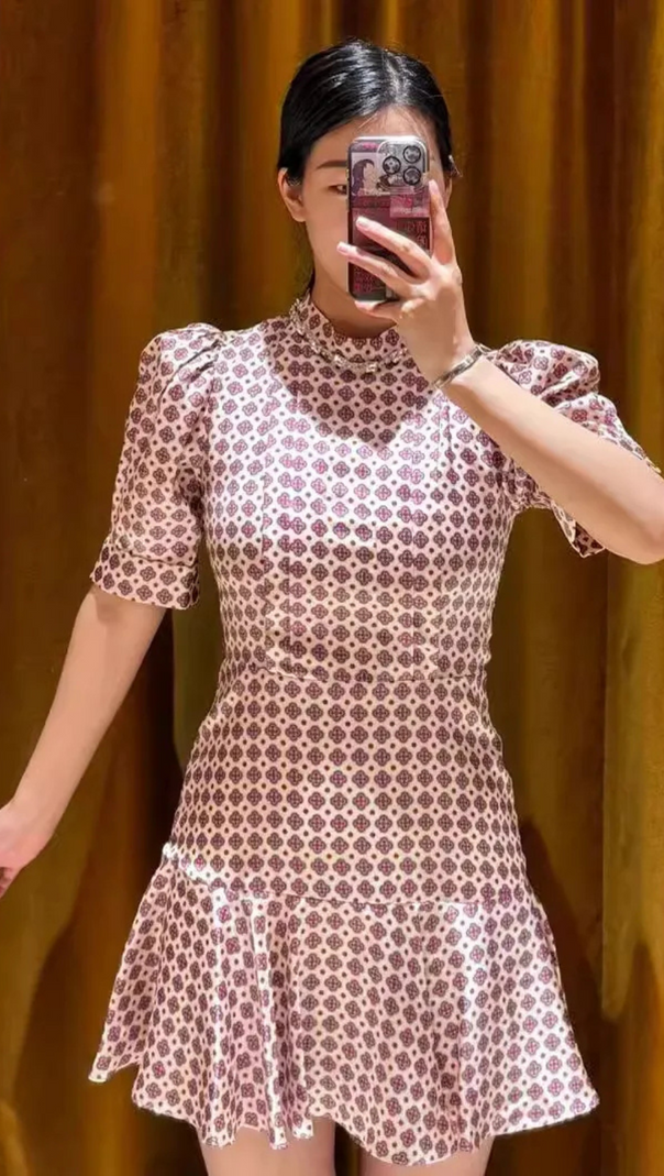 JAYANI PRINTED PUFF SLEEVE MINI DRESS IN PINK