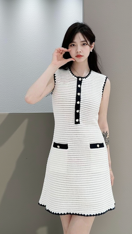 PANDORA 8-KNOPF-WEISSES ÄRMELLOSES HÄKELKLEID