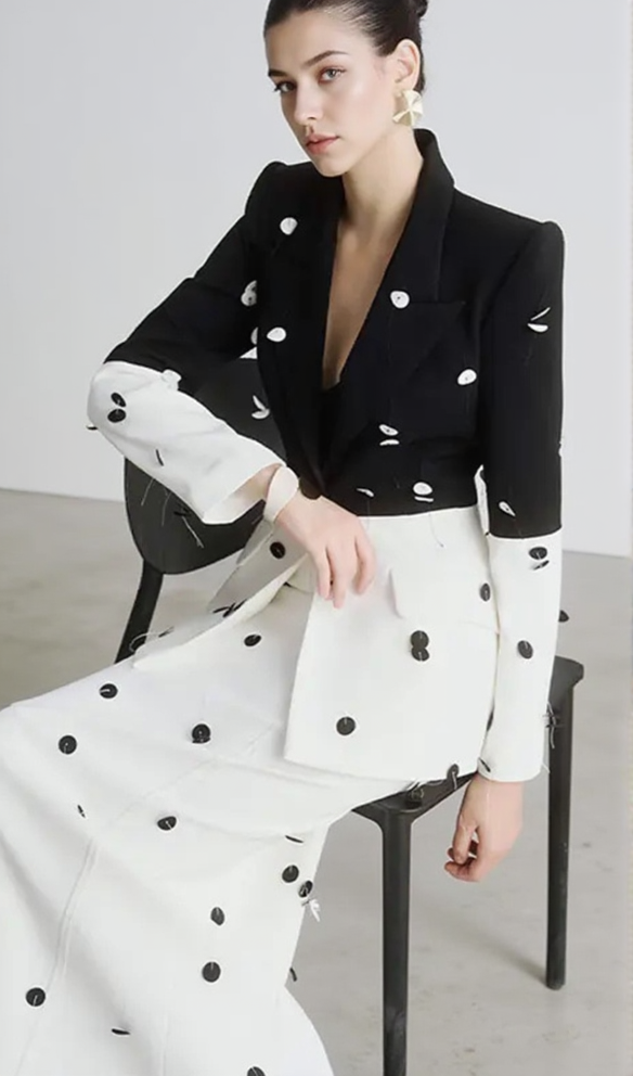 AIIZIE STRUCTURED SQUARE SHOULDER BLAZER SUIT - product image