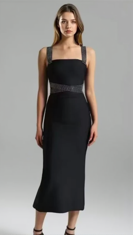 ABITO MIDI CON STRASS E SCOLLO A V