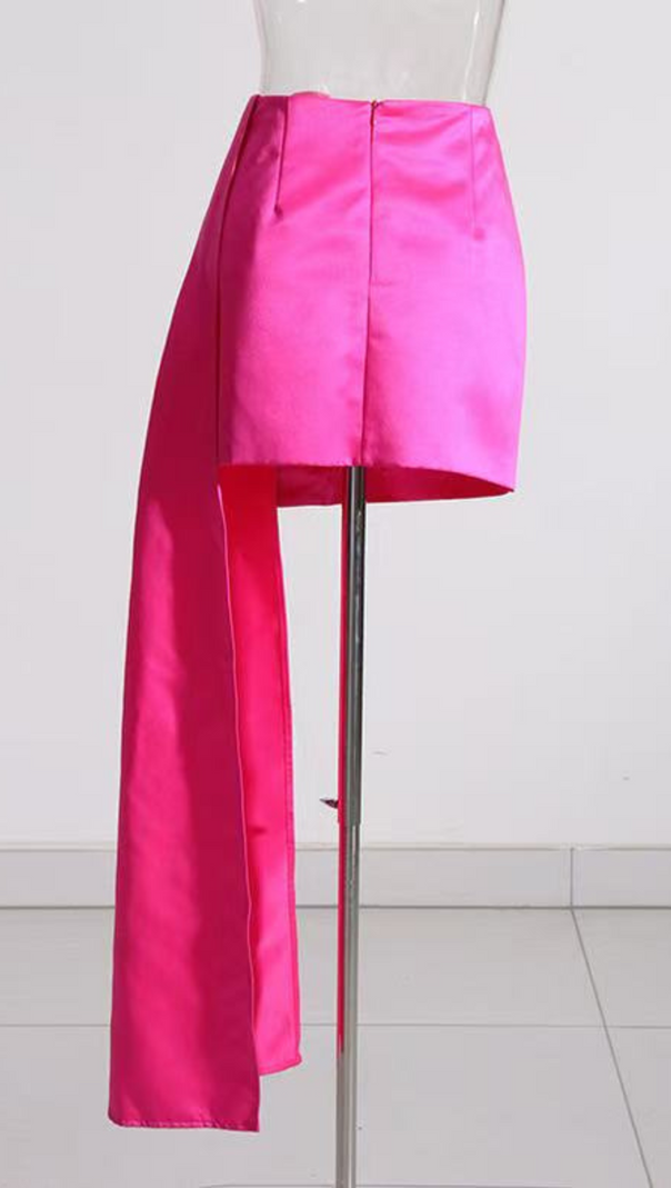 AIIZIE ANCHORET FLOWER MINI SKIRT IN PINK - product image