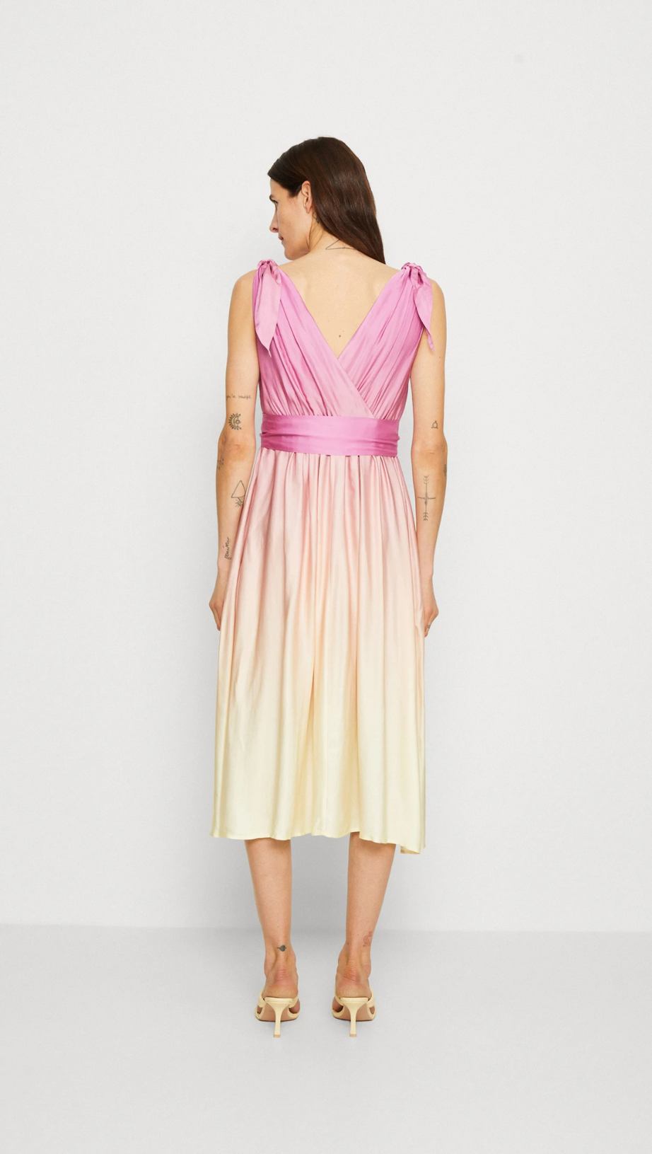 WRAP-OVER MIDI DRESS IN PASTEL YELLOW WITHOUT BELT