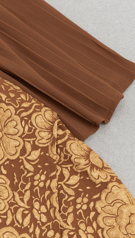 SQUARE COLLAR JACQUARD BAG BUTTOCK SLIT DRESS