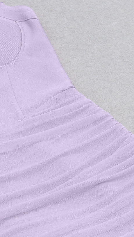 MIDIKLEID AUS MESH MIT RÜSCHEN IN LILA