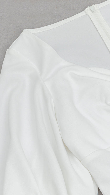 V NECK PUFF SLEEVE BODYCON MAXI DRESS IN WHITE