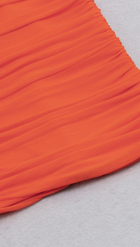 MIDIKLEID MIT RÜSCHEN AUS NETZ IN ORANGE