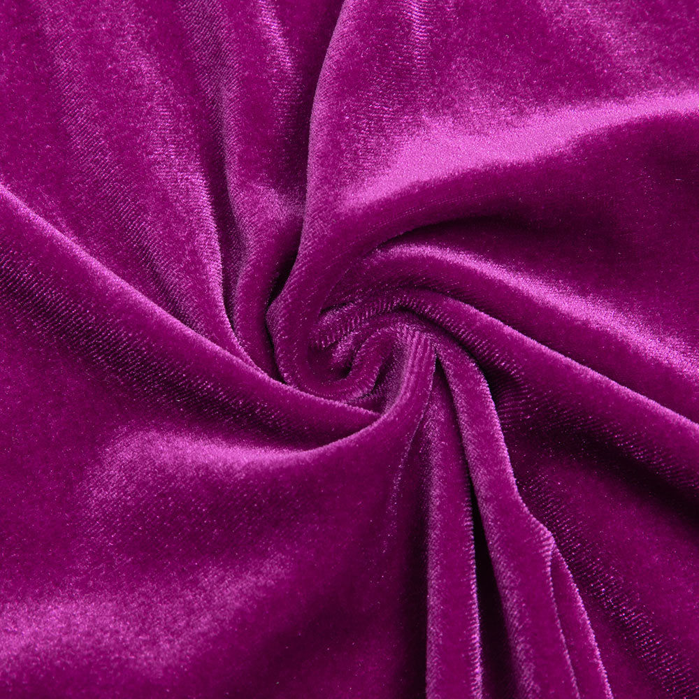 AUSGEHÖHLTES KLEID AUS SAMT MIT FISCHSCHWANZ UND LOTUSÄRMELN 