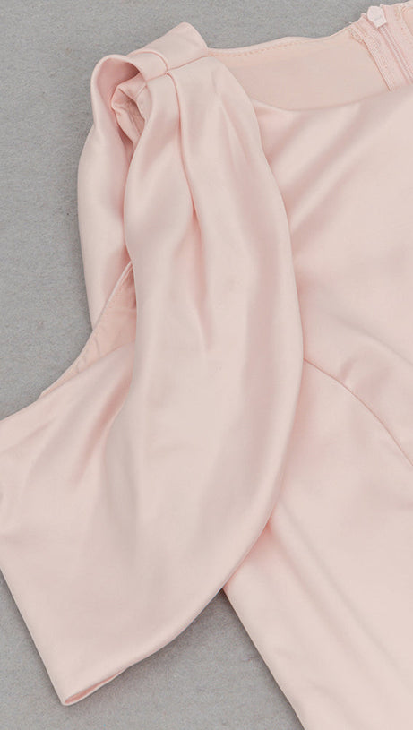 ABITO MIDI ADERENTE IN RASO CON BALZE ROSA PALLIDO