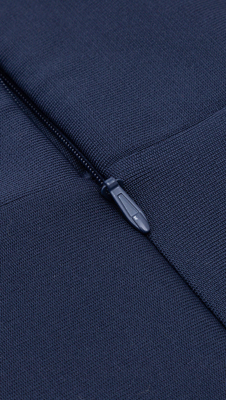 MIDIKLEID MIT ONE-SHOULDER-DETAIL DUNKELBLAU 