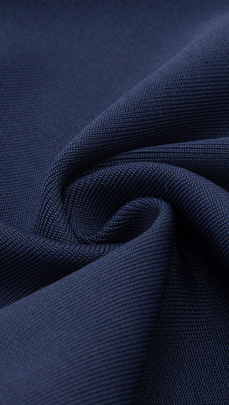 MIDIKLEID MIT ONE-SHOULDER-DETAIL DUNKELBLAU 