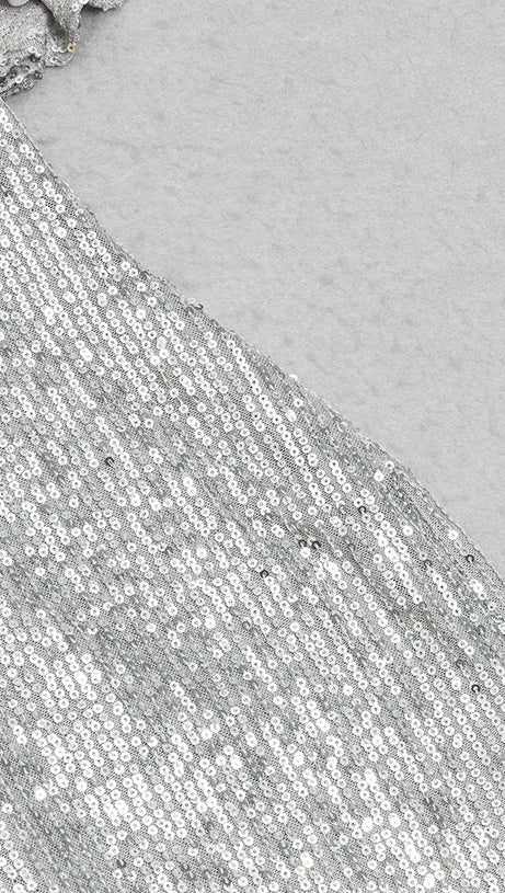 ABITO ADERENTE CON SPACCHIO E PAILLETTES ARGENTO CON SCOLLO A V