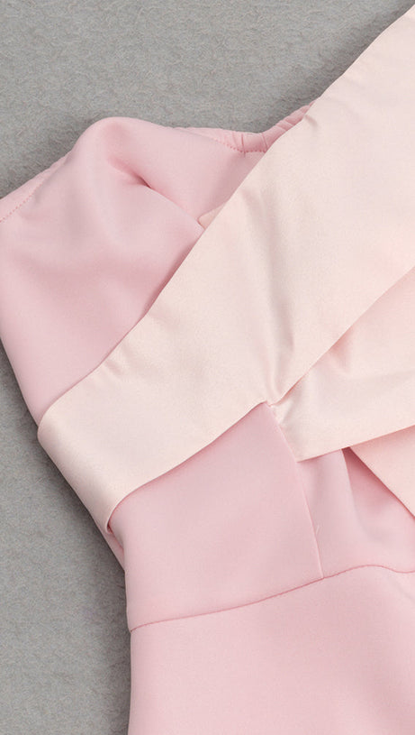 OFF-SHOULDER DRAPED MIDI DRESS IN PINK