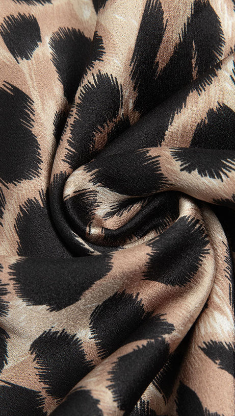 ABITO CON COLLO ALTO, VOLANT E Orlo Avvolgente Con Stampa Leopardata 