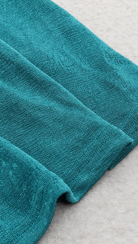 Schulterfreies, gerafftes Glitzerkleid mit Meerjungfrauen-Saum