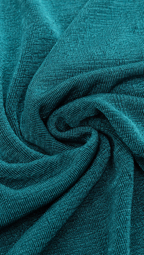 Schulterfreies, gerafftes Glitzerkleid mit Meerjungfrauen-Saum