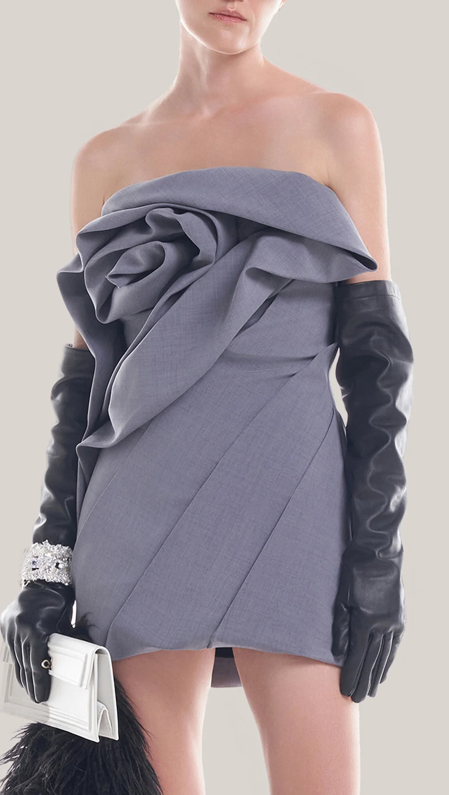 ALISA STRAPLESS FLOWER MINI DRESS IN GRAY