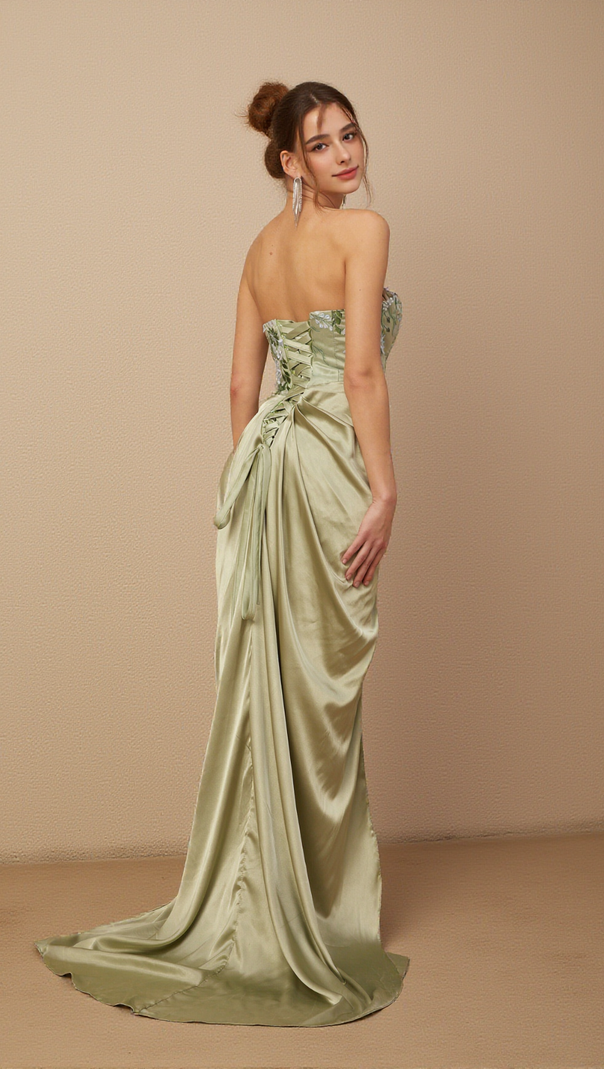 Flavia Maxikleid mit floraler Stickerei und Einsätzen 