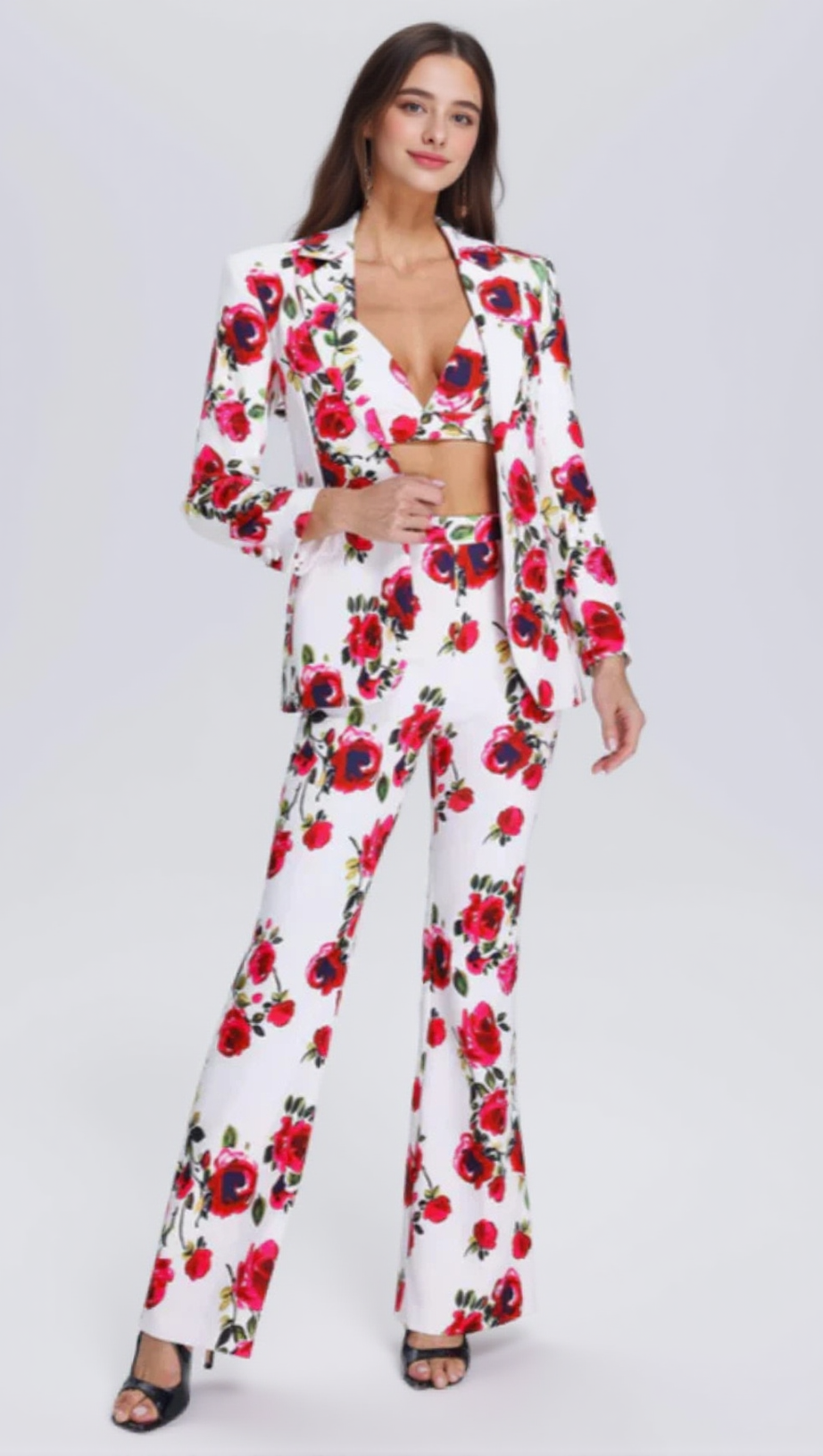 Bedrucktes Langarmhemd, Hosenträgerhose, Anzug