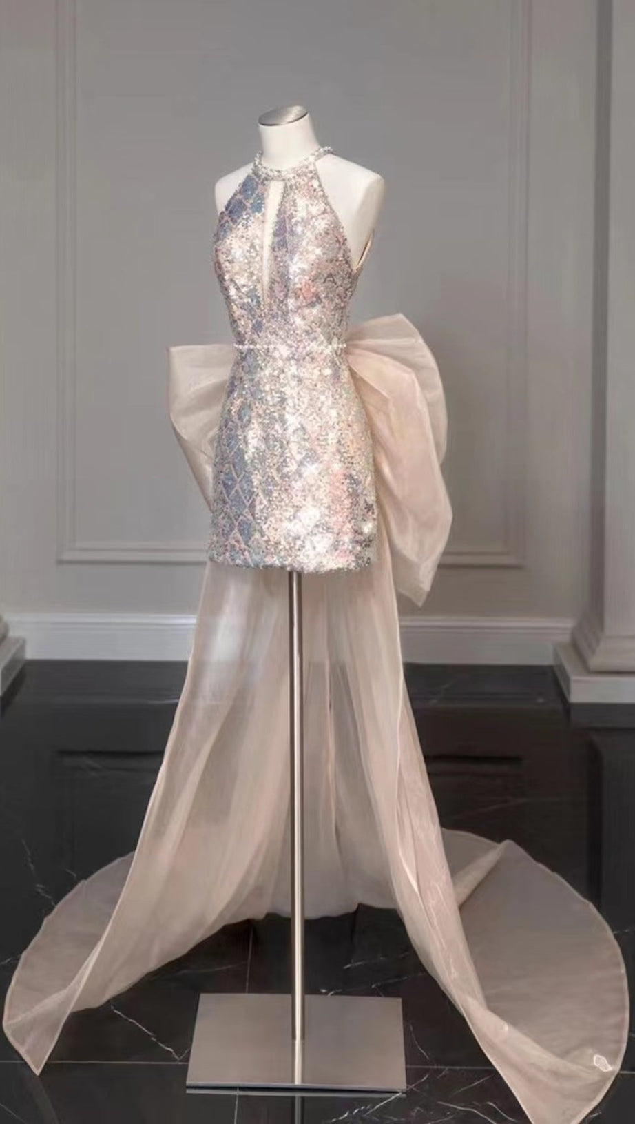 MINI ABITO CON FIOCCO IN GARZA E PAILLETTES