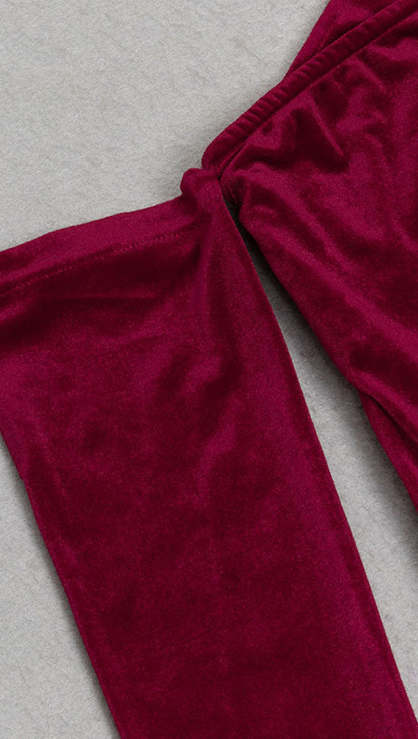 LONG SLEEVE STRAPLESS VELVET A-LINE DRESS