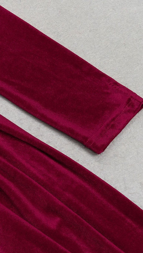 LONG SLEEVE STRAPLESS VELVET A-LINE DRESS