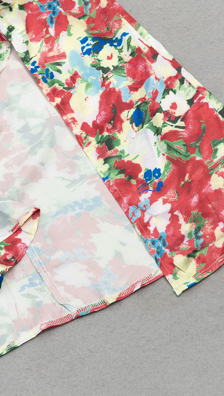 Neckholder-Rückenfreies, eng tailliertes, unregelmäßiges Kleid