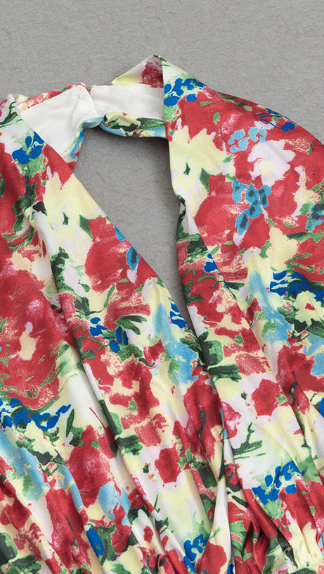 Neckholder-Rückenfreies, eng tailliertes, unregelmäßiges Kleid