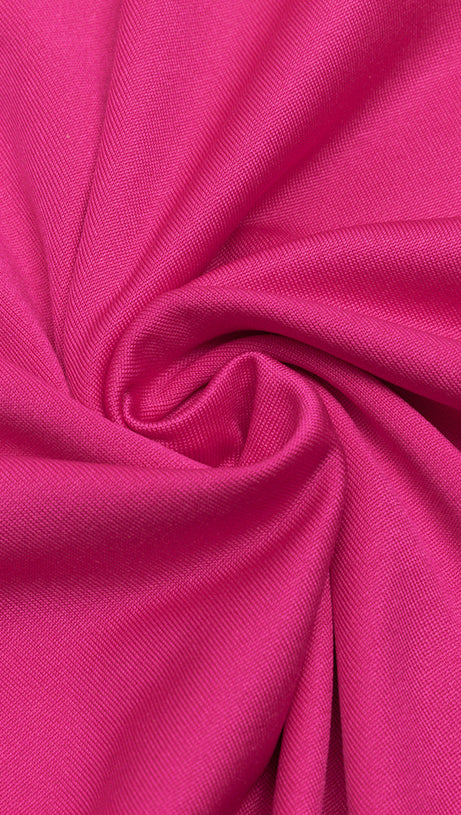 ABITO LUNGO CON SCOLLO A VOLANT E SPACCO ALTO SULLA SCHIENA