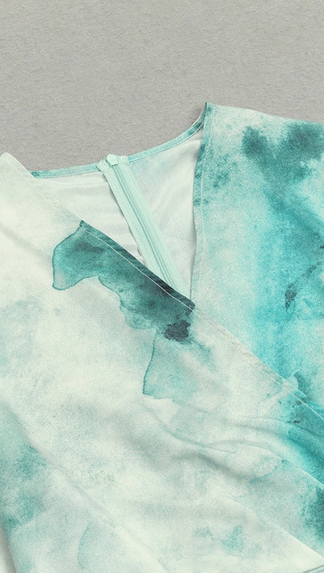 Maxikleid mit Tie-Dye-Muster und Wickelsaum vorn