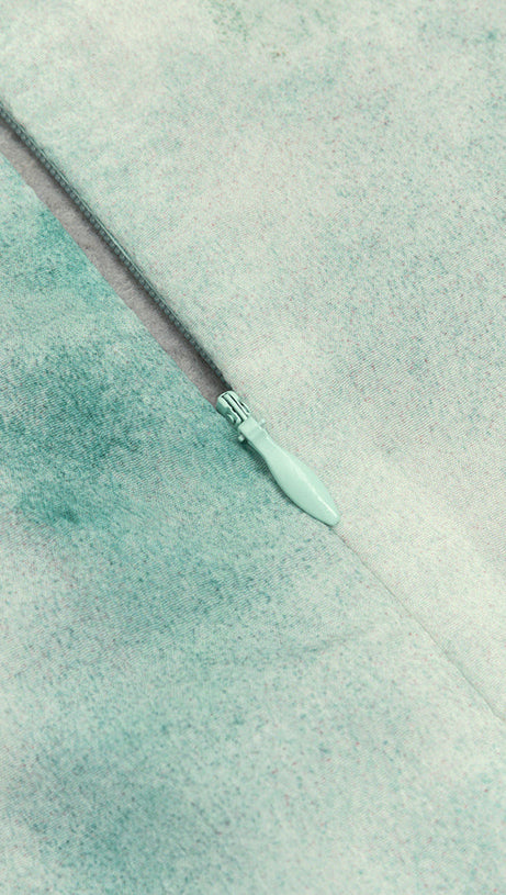 Maxikleid mit Tie-Dye-Muster und Wickelsaum vorn