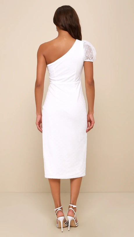 Amazing Glamour – Weißes, gepunktetes One-Shoulder-Midikleid aus Netzstoff 