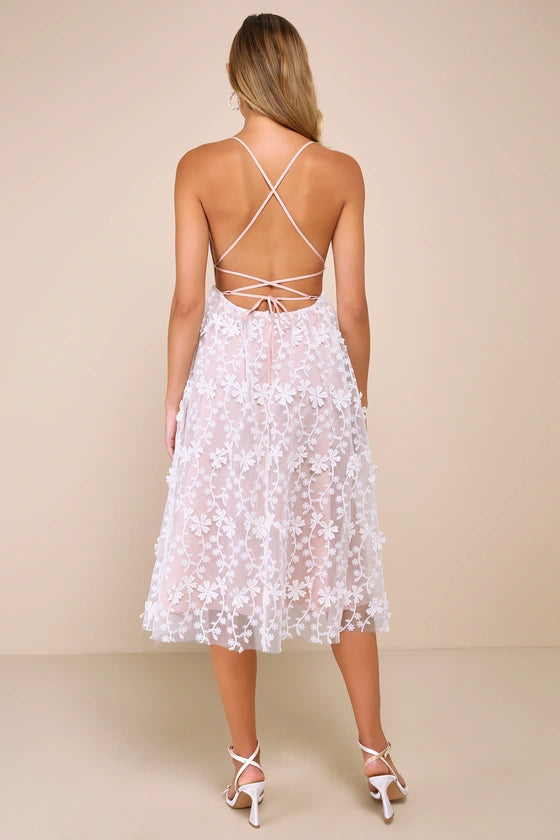 AIIZIE 3D FLORAL APPLIQUE MIDI DRESS IN WHITE - product image