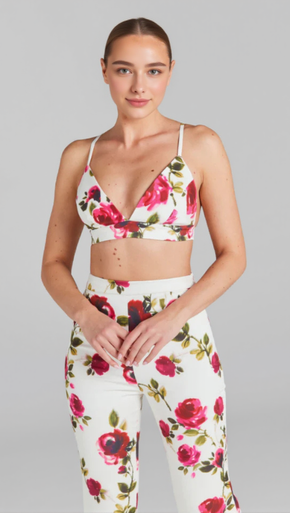 Bedrucktes Langarmhemd, Hosenträgerhose, Anzug