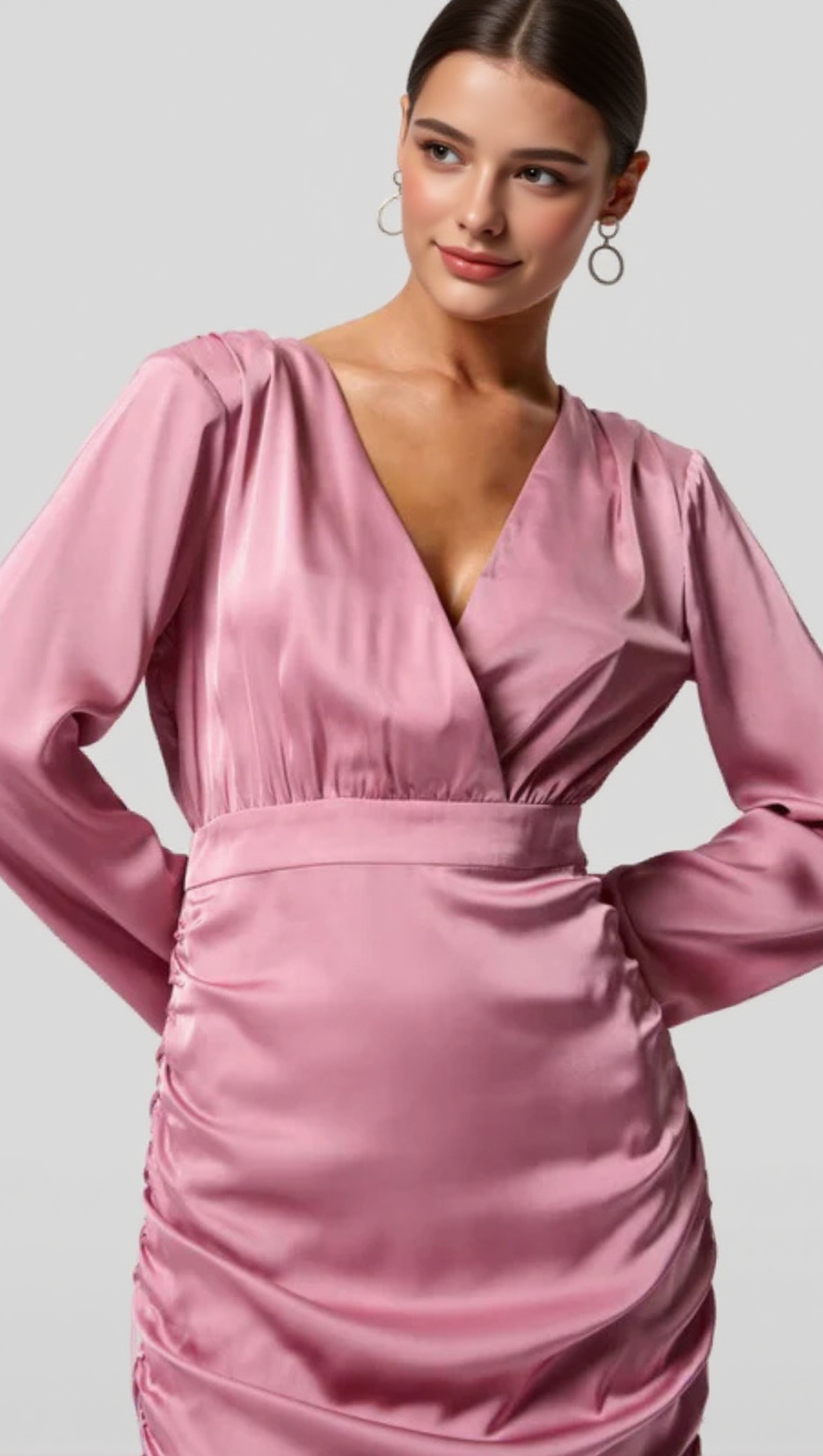 Rosa Langarm-Minikleid