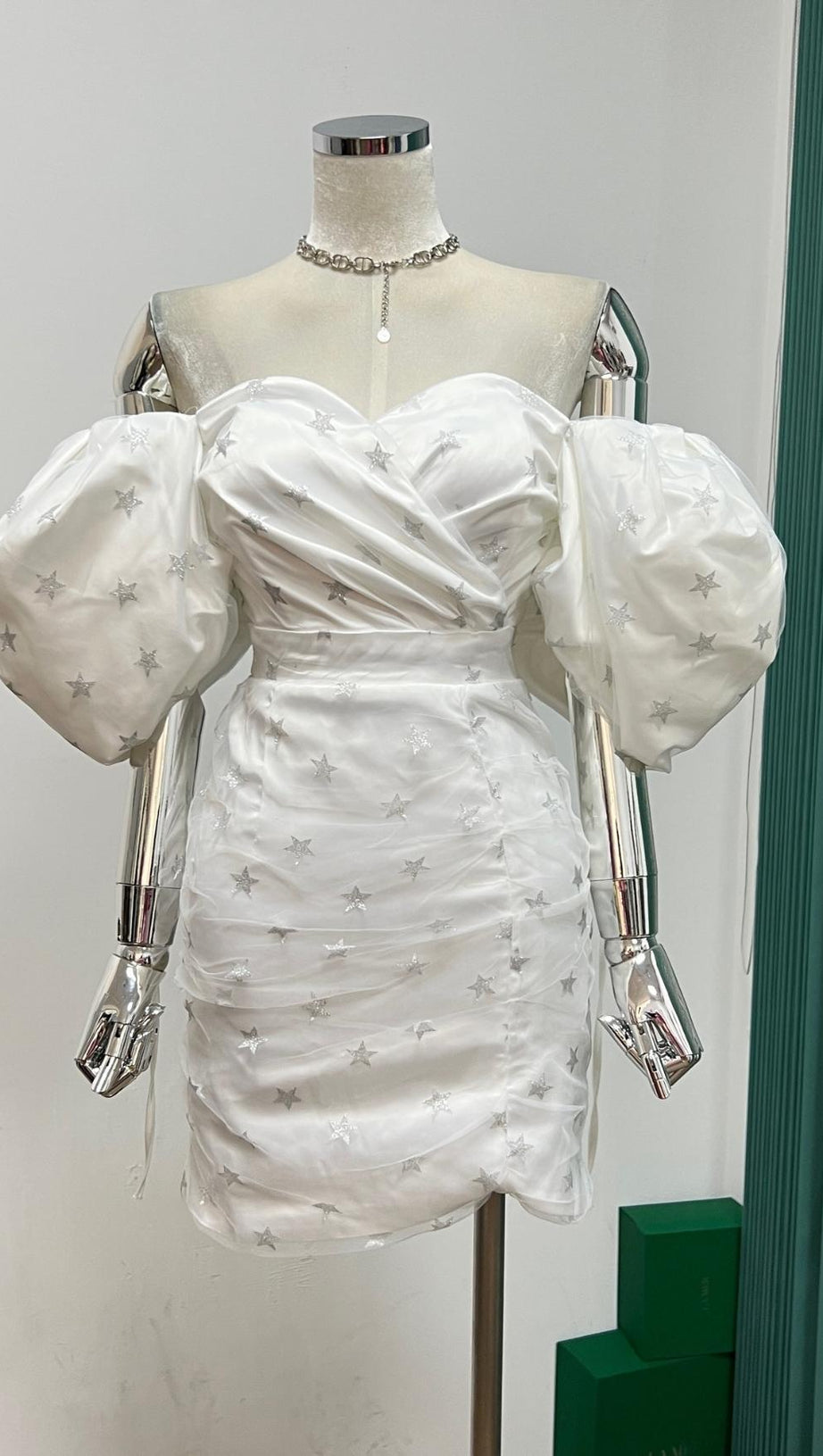 PUFF SLEEVE MINI DRESS