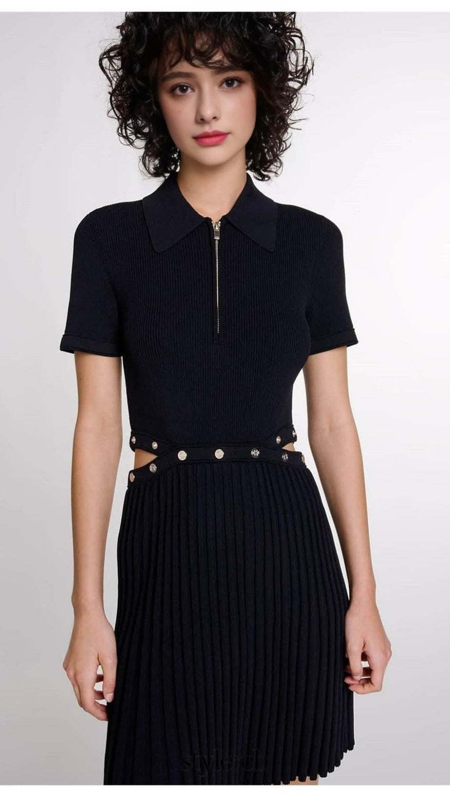 Gladys – Gestrickter, plissierter Minirock in Schwarz