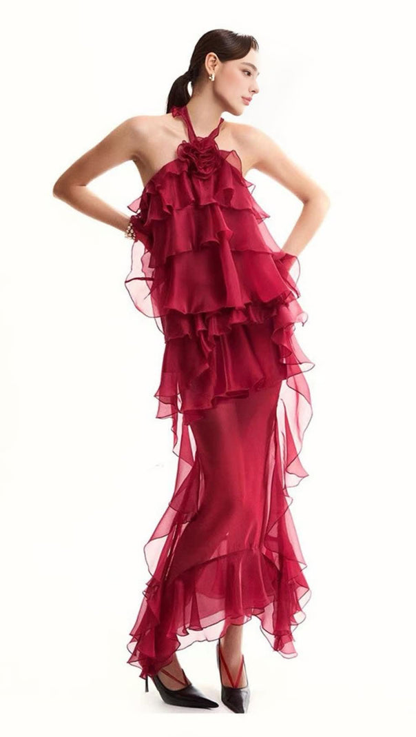 Eunice – Rotes Chiffon-Midikleid mit Neckholder und Rüschen