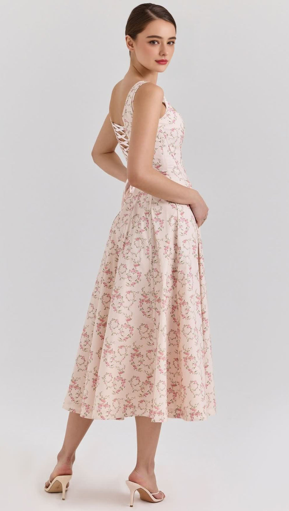 Gemma – Cremefarbenes Midikleid aus Stretch-Baumwolle mit Blumenmuster und Schnürung