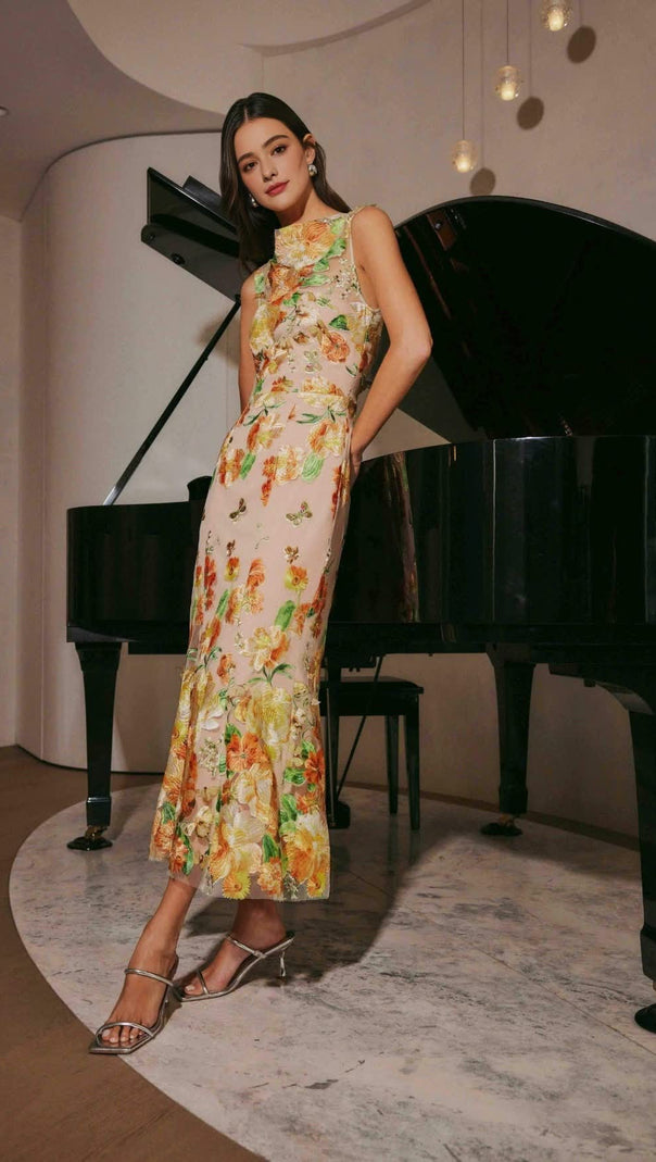 ABITO MIDI ELSIE CON RICAMI FLOREALI 3D IN GIALLO