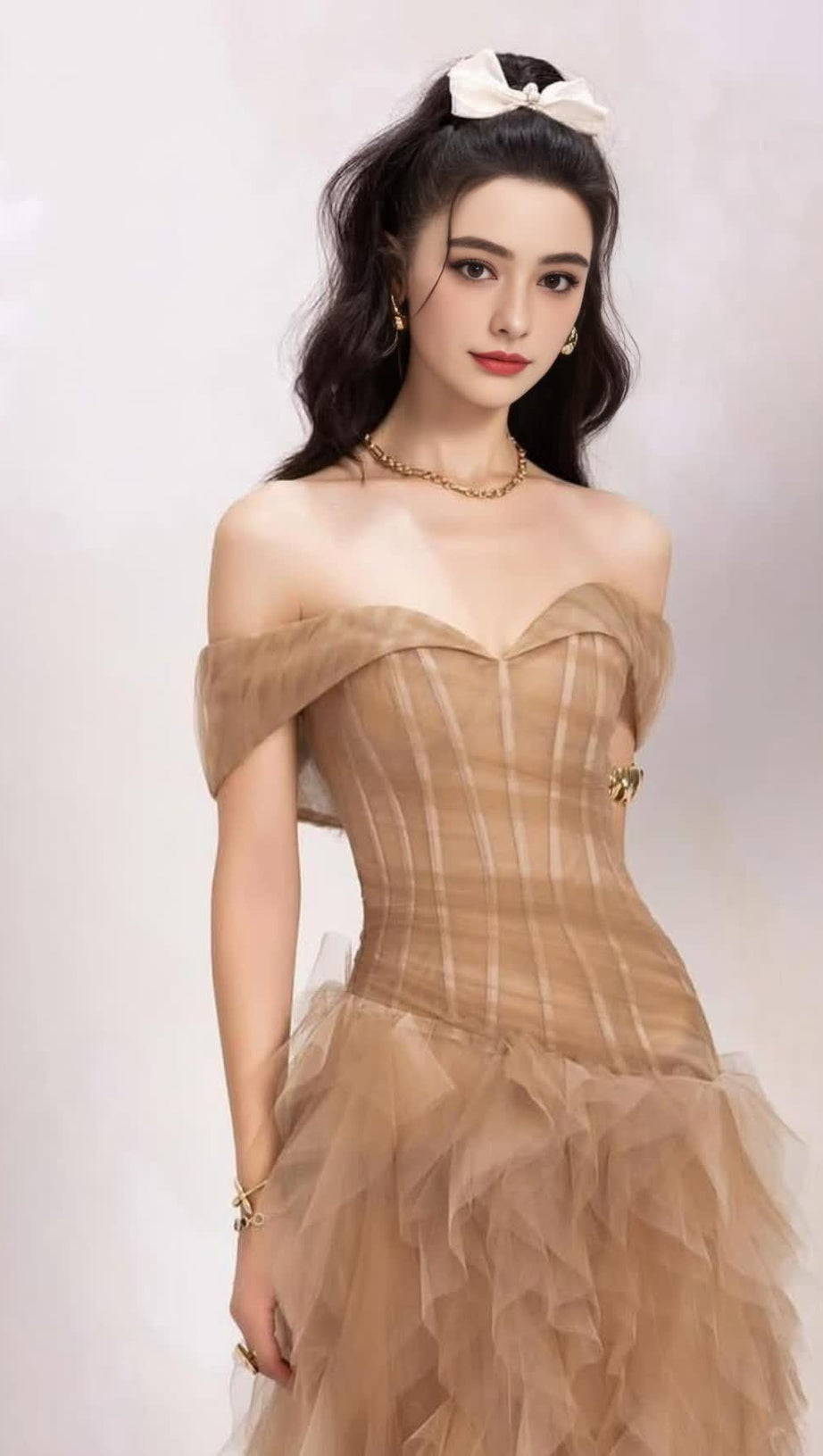 TULLE TUBE TOP WITH RIPPLING PATTERNMAXI DRESS IN KHAKI