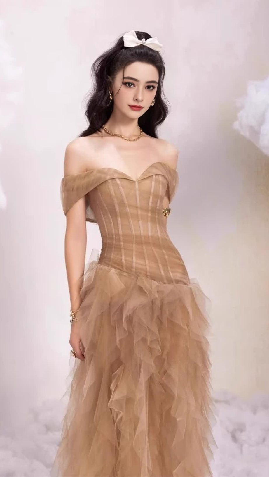 TULLE TUBE TOP WITH RIPPLING PATTERNMAXI DRESS IN KHAKI