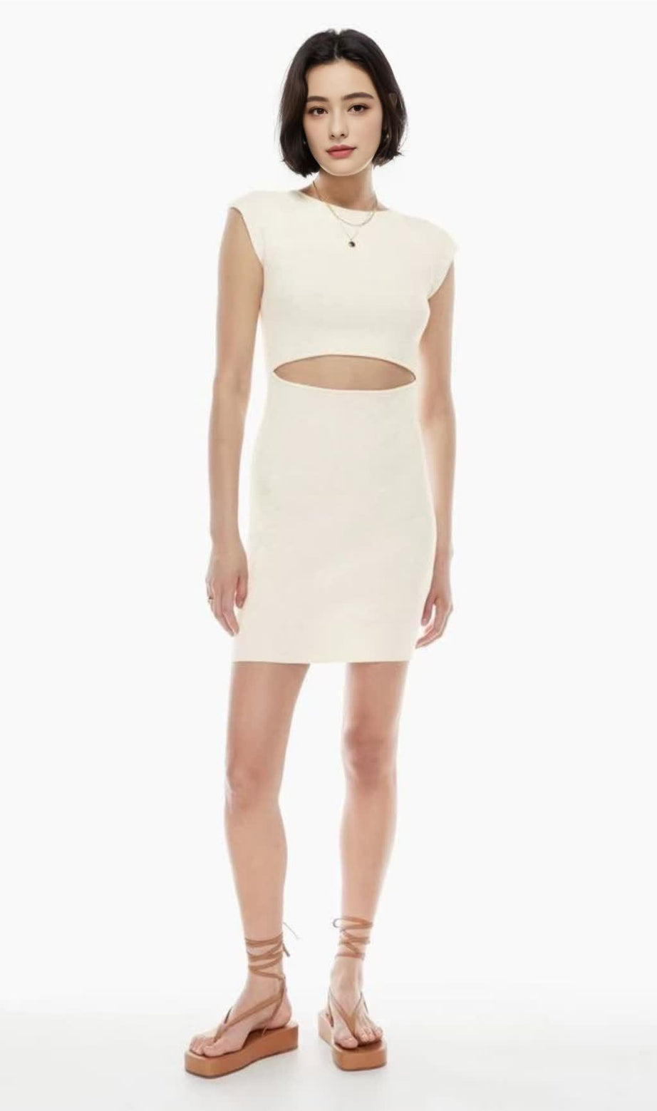 MINI ABITO IN MAGLIA COLORE PURO BIANCO CON OMBRELLONE SCOPRITO 