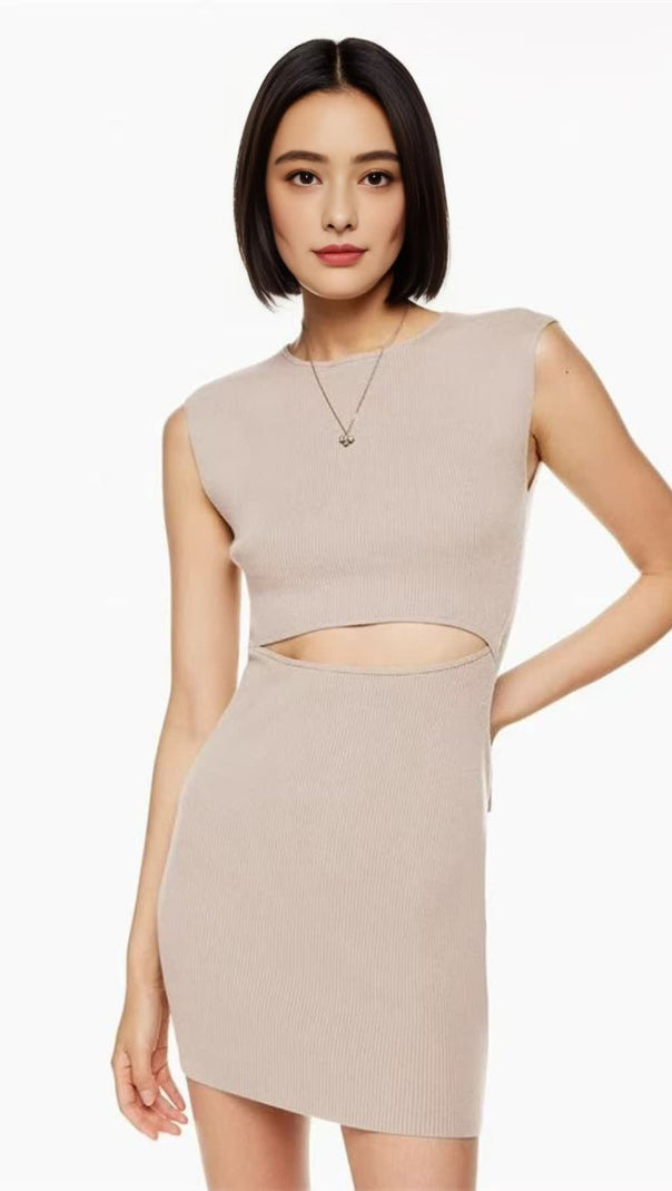 AIIZIE BROWN BELLY-BUTTON-BARING PURE-COLOR KNITTED MINI DRESS - product image
