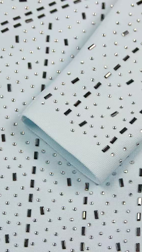 Neckholder-Bodycon-Kleid mit Kristallverzierung und Cut-outs