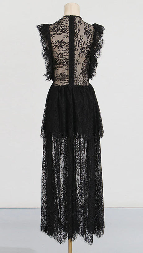 TIERED LACE MAXI DRESS