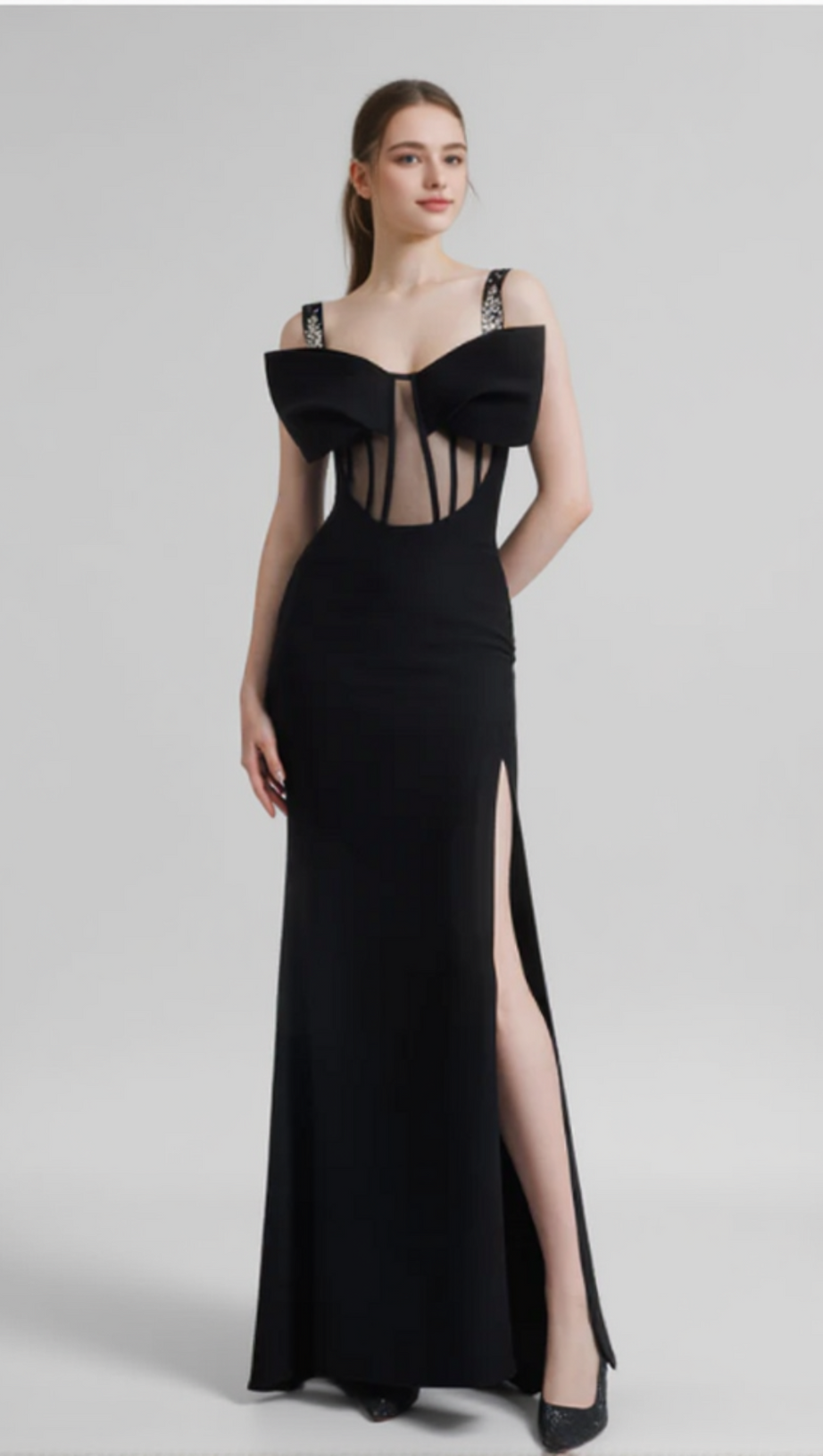 SLEEVELESS CORSET MAXI DRESS IN BLACK