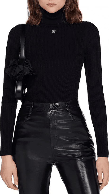 CABLE KNIT TURTLENECK SWEATER