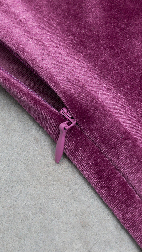 ABITO LUNGO IN VELLUTO A MANICHE LUNGHE MAGENTA