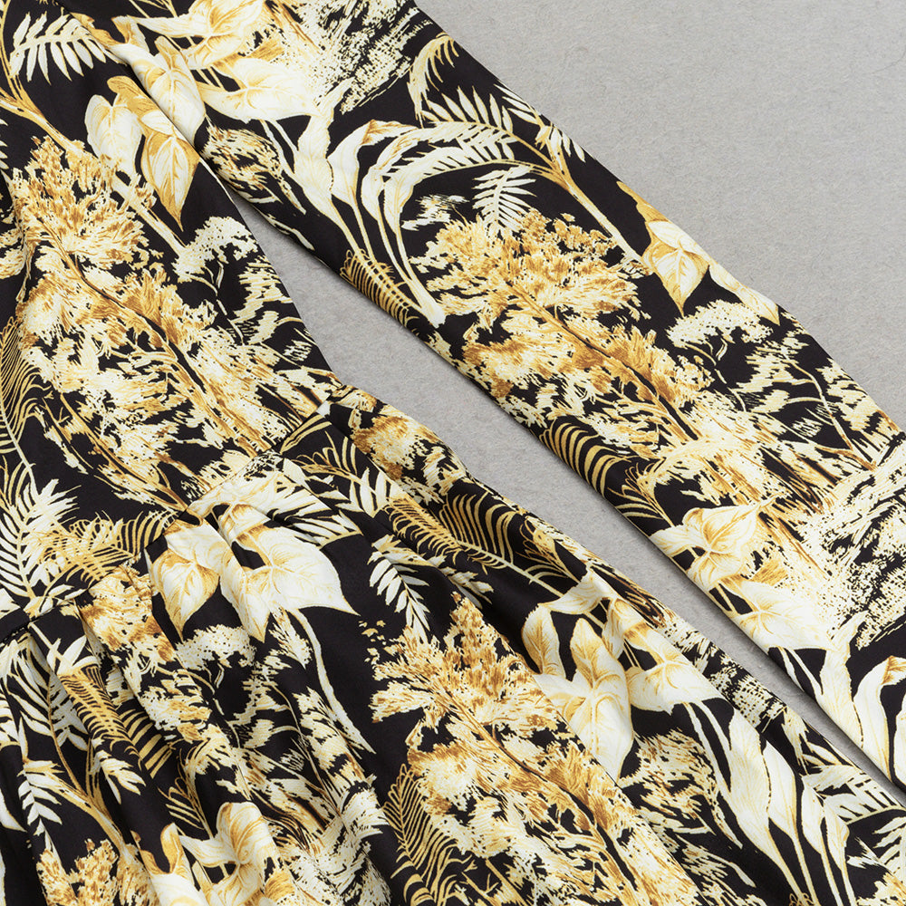 Kleid mit tropischem Print und asymmetrischem Saum 